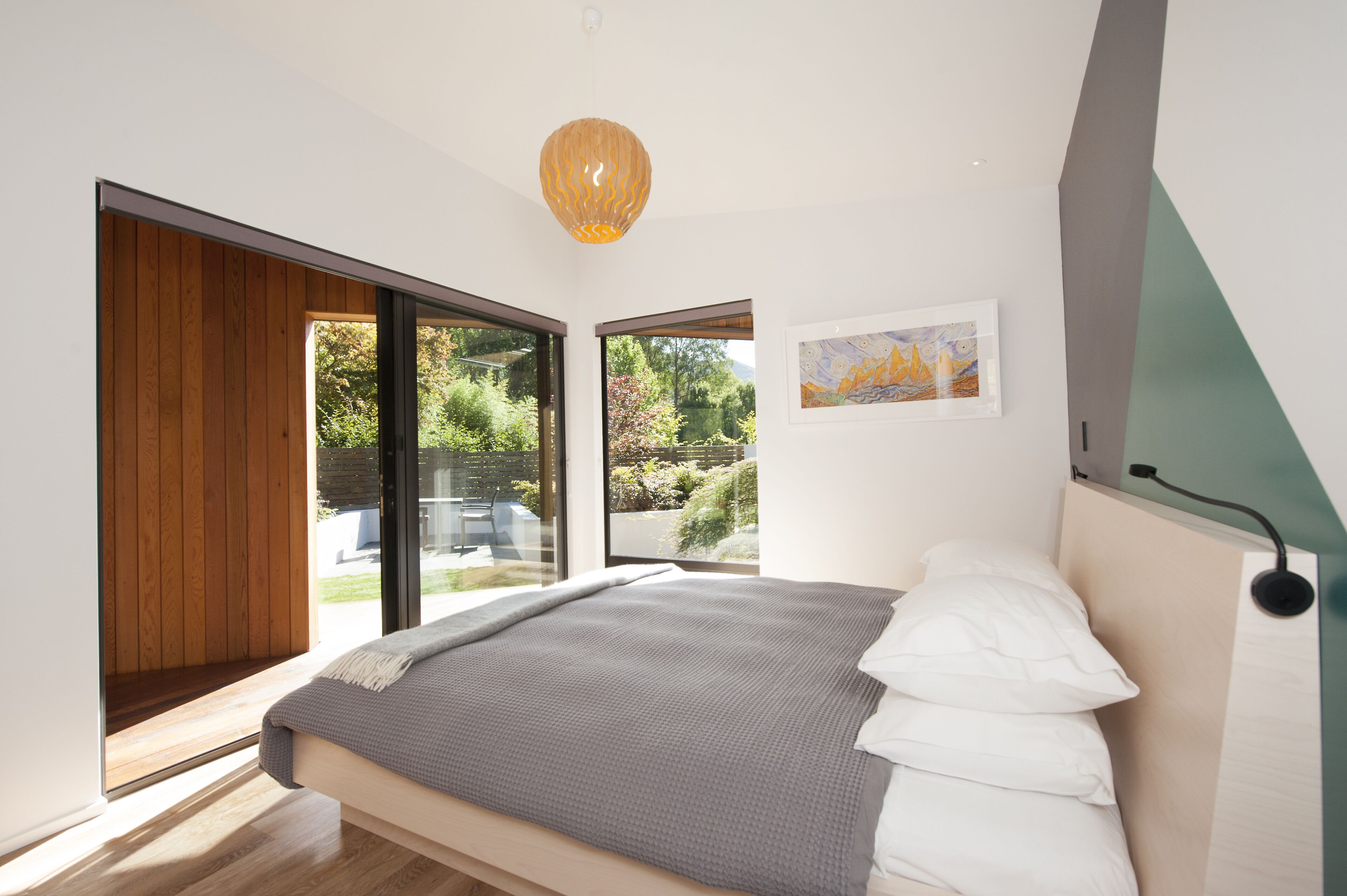 1 多间卧室、熨斗/熨衣板、WiFi、床单