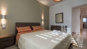 4 chambres, fer et planche Ă repasser, Wi-Fi, draps fournis