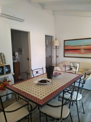 Interior - Intimate one bedroom apartment in Murta Maria (Murta Maria)