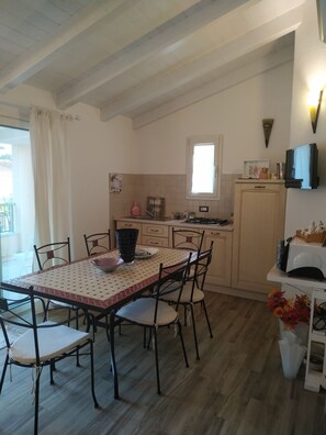 Interior - Intimate one bedroom apartment in Murta Maria (Murta Maria)
