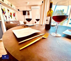 Dining - BUQEZ ECO RESORT - Beach Villa 28 - Directly by beach (Drage)