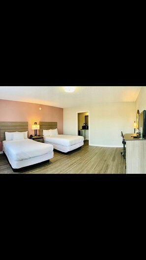 1 多间卧室、上网接入、轮椅无障碍