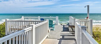 Condo récemment mis à jour à Indian Beach avec vue sur l'océan!