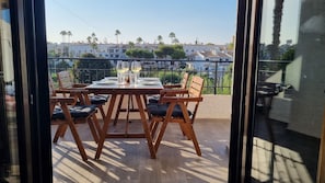 Outdoor dining - modern, newly renovated apartment in Cabo Roig, beach within walking distance (Orihuela)