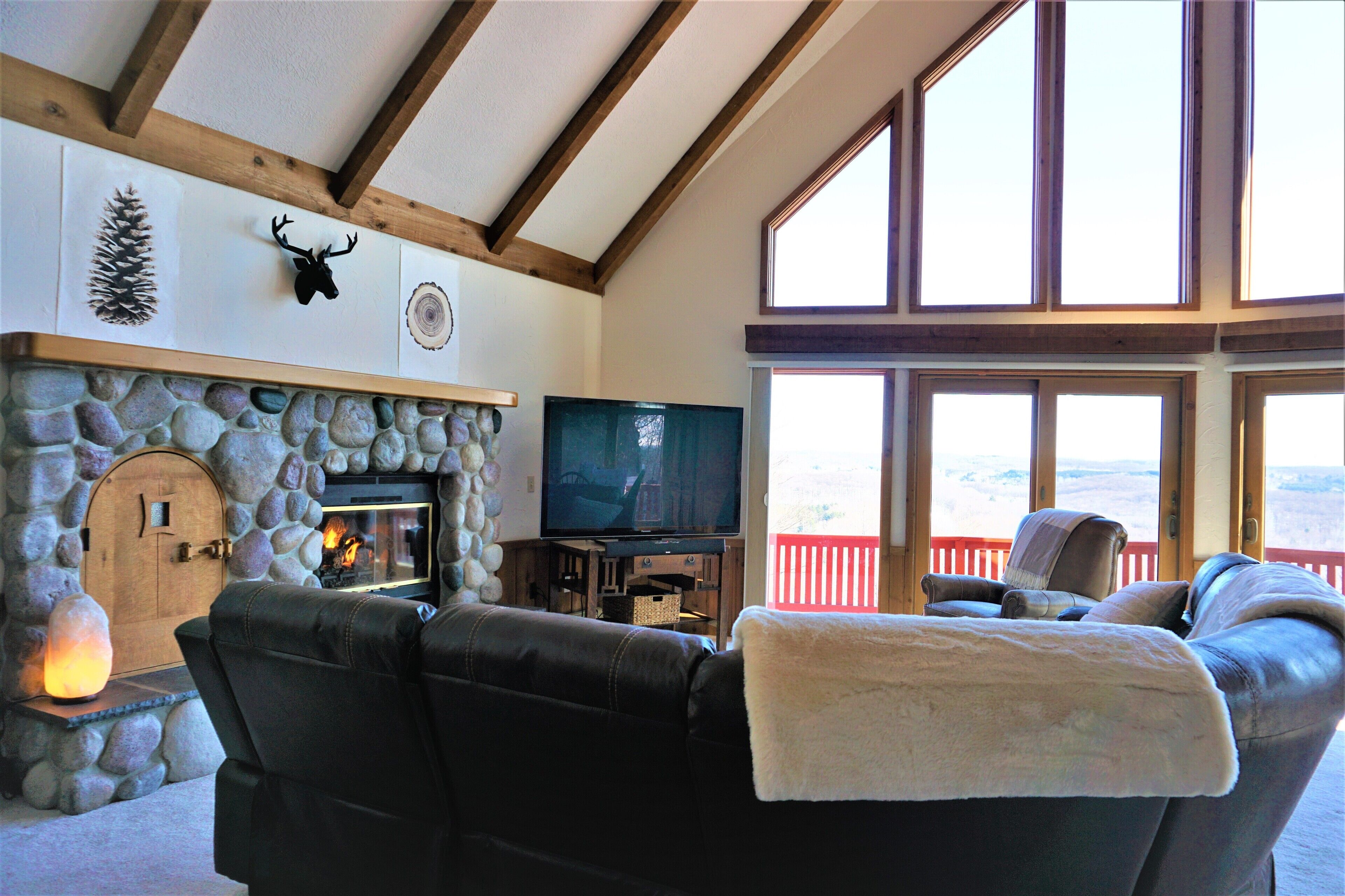 Scenic View Lodge - Large family home in Schuss/Shanty Creek Resort Complex