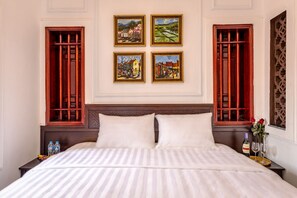 Deluxe Double or Twin Room | In-room safe, free WiFi - Paddy Home (Cam Pha)