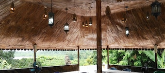 Sharook Lodge - Hostel