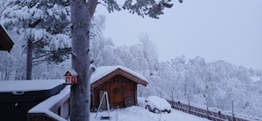 Property grounds - Beautiful cabin with sauna & Jacuzzi with wonderful view in idyllic Malangen (Mestervik)