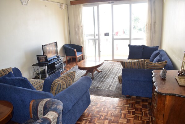 Apartment, 2 Bedrooms | Living area | 32-inch flat-screen TV with satellite channels, TV - Bustani Apartment (Mombasa)