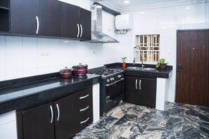 行政客房 | 共用廚房 | 電熱水壺