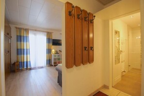 Apartment, Balkon (Esterberg) | Wohnbereich