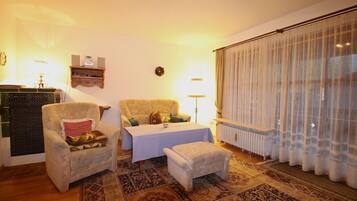 Apartment, 1 Bedroom, Balcony (Alpenrose) | Living area | Flat-screen TV