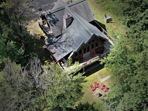 Exterior - Beautiful Waterfront Chalet (Labelle)