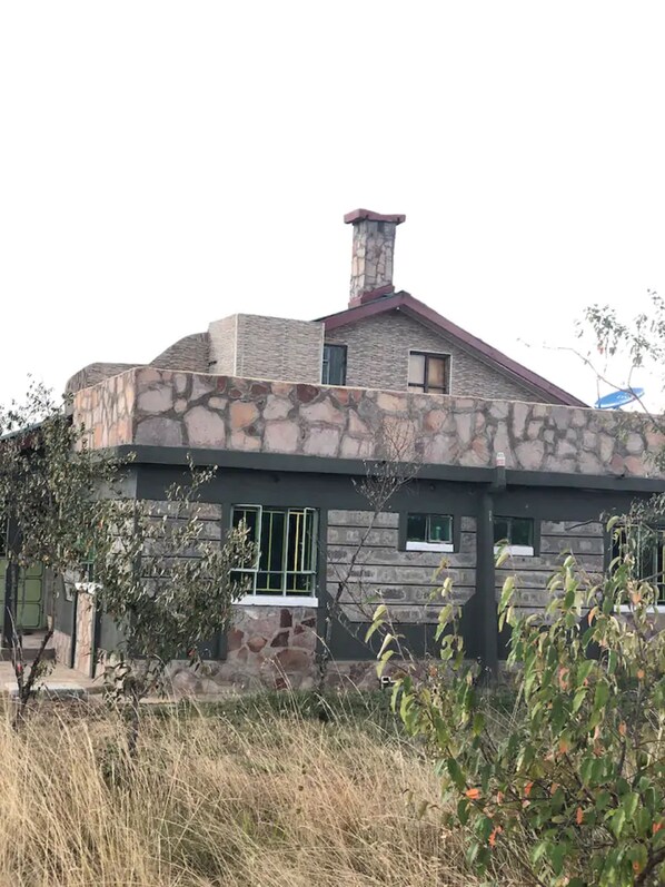 숙박 시설 정면