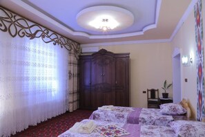 Soundproofing, free WiFi - Khiva Ibrohim Hotel (Khiva)
