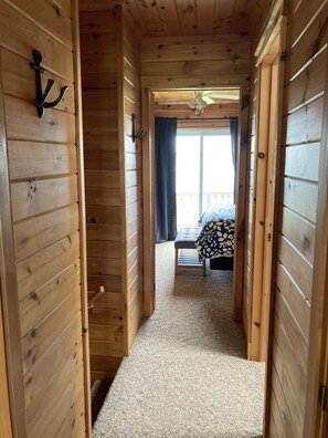 3 habitaciones, tabla de planchar con plancha y wifi gratis 