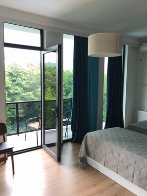 2 makuuhuonetta, silitysrauta/-lauta, Wi-Fi