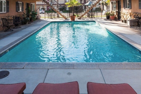 Piscina a l'aire lliure