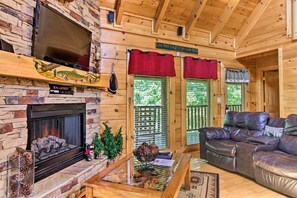 Smart-TV, Kamin, Videospiele, DVD-Player