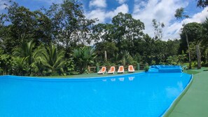 Alberca al aire libre 