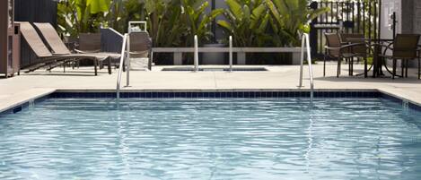 Outdoor pool, pool loungers