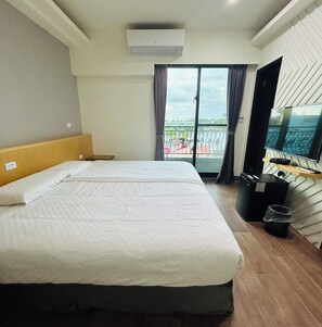 Double Room, 1 Queen Bed, Balcony | View from room - 98INN (Liuqiu)