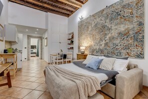 1 bedroom, iron/ironing board, WiFi, bed sheets