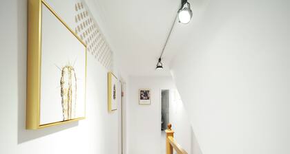 Next to Linjiang Night Market