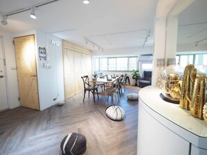 Departamento Club | Cortinas blackout, wifi gratis y ropa de cama 