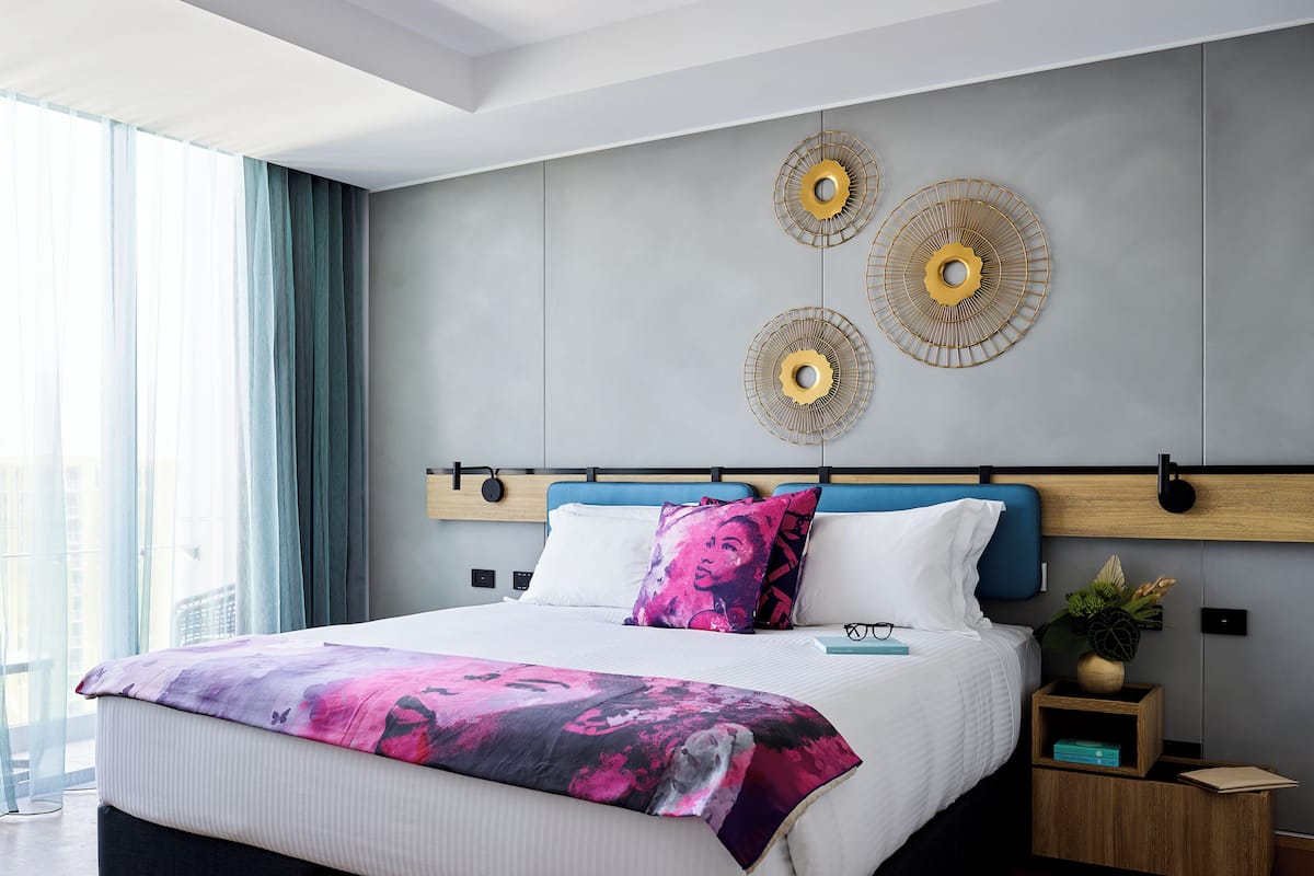 Rom (Urban King) | Sengetøy av topp kvalitet, minibar, safe på rommet og skrivebord