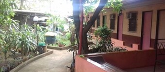 EG Rusiana Boarding House