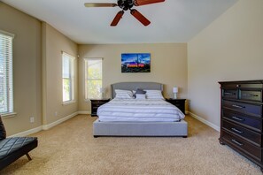 3 عدّة غرف نوم ومكواة/لوح كي وسرير سفر وواي فاي مجانًا