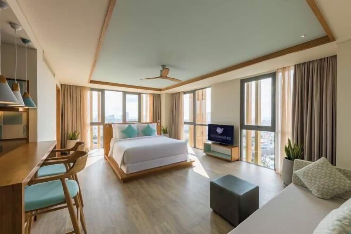 1 habitación, minibar, caja de seguridad en la habitación y escritorio