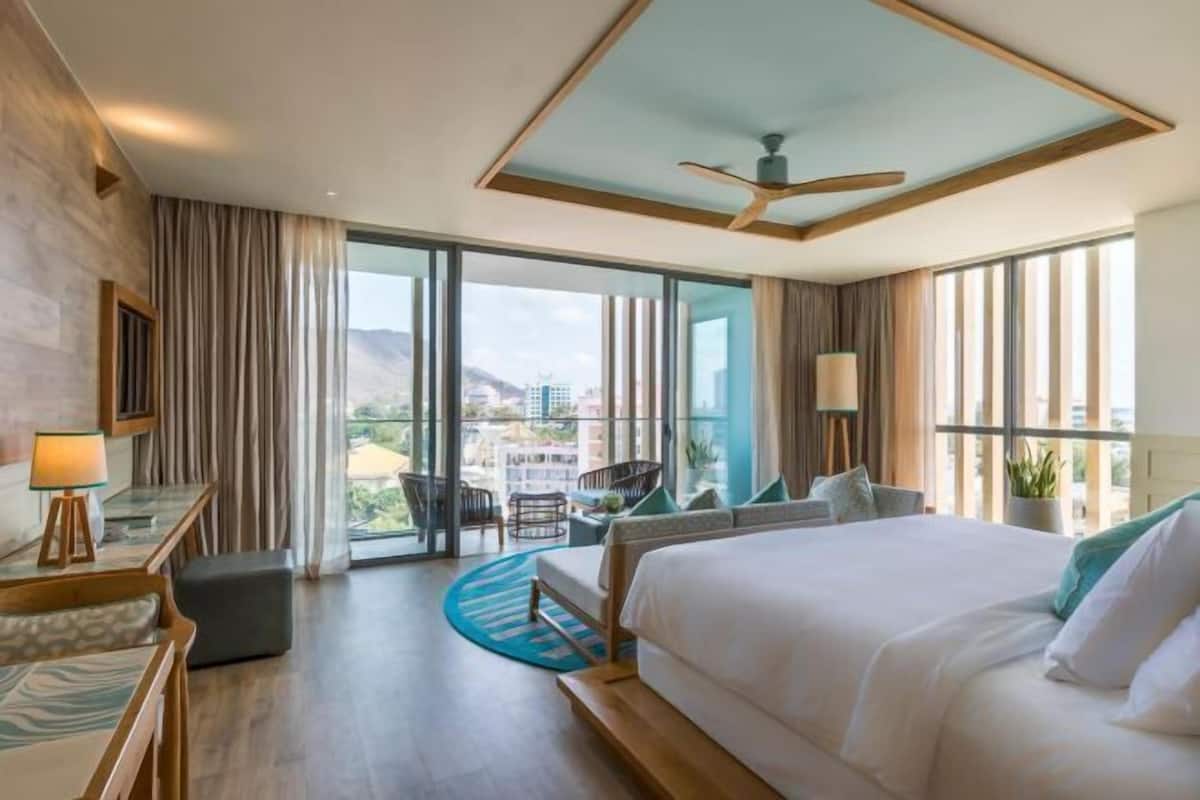 1 habitación, minibar, caja de seguridad en la habitación y escritorio