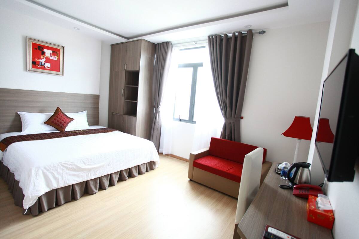 Minibar, desk, blackout curtains, soundproofing
