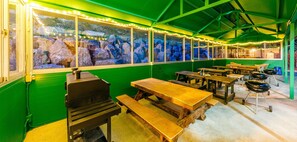 BBQ/picnic area - Dorothy's Forest Pension (Gapyeong)