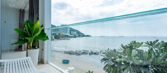 Seaview Villa 11. 69 Tran Phu