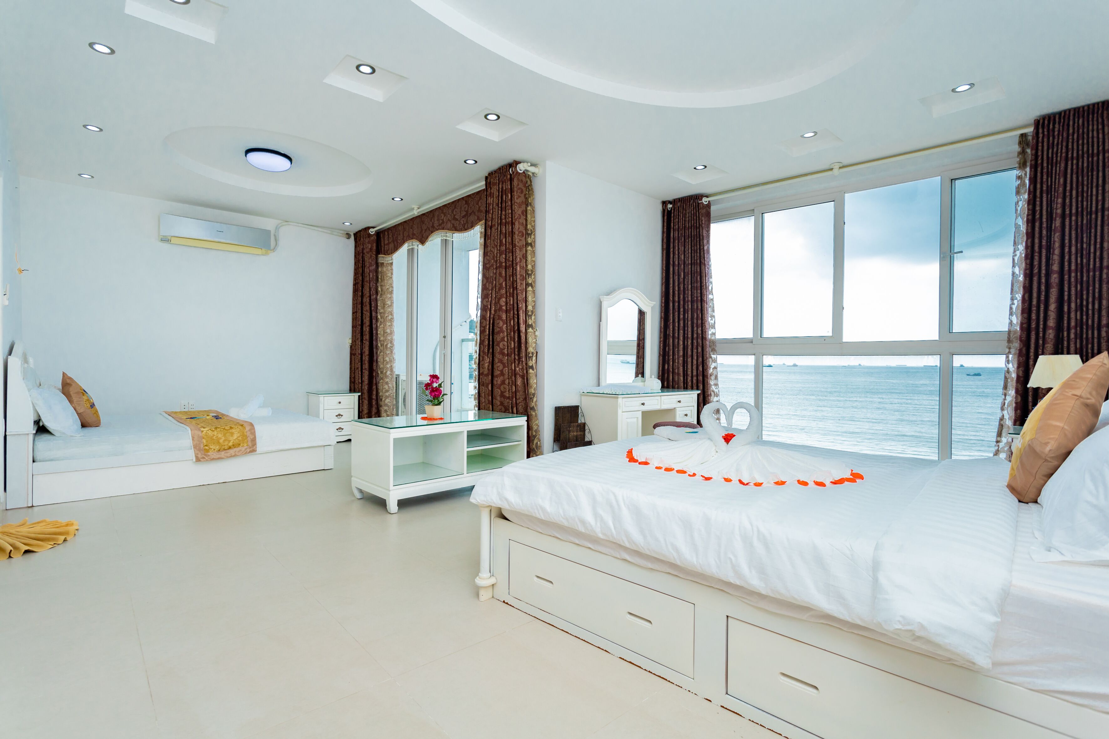 3 habitaciones, tabla de planchar con plancha y wifi 