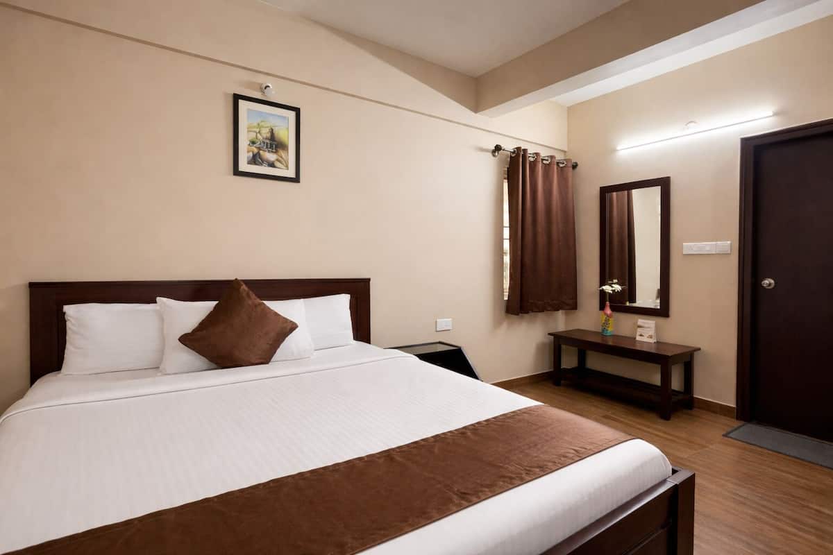 Chambre Standard Double ou avec lits jumeaux | Bureau, chambres insonorisées, Wi-Fi gratuit