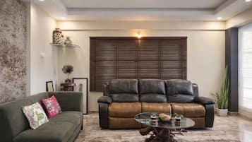 32-inch LED TV with digital channels, TV, pay movies