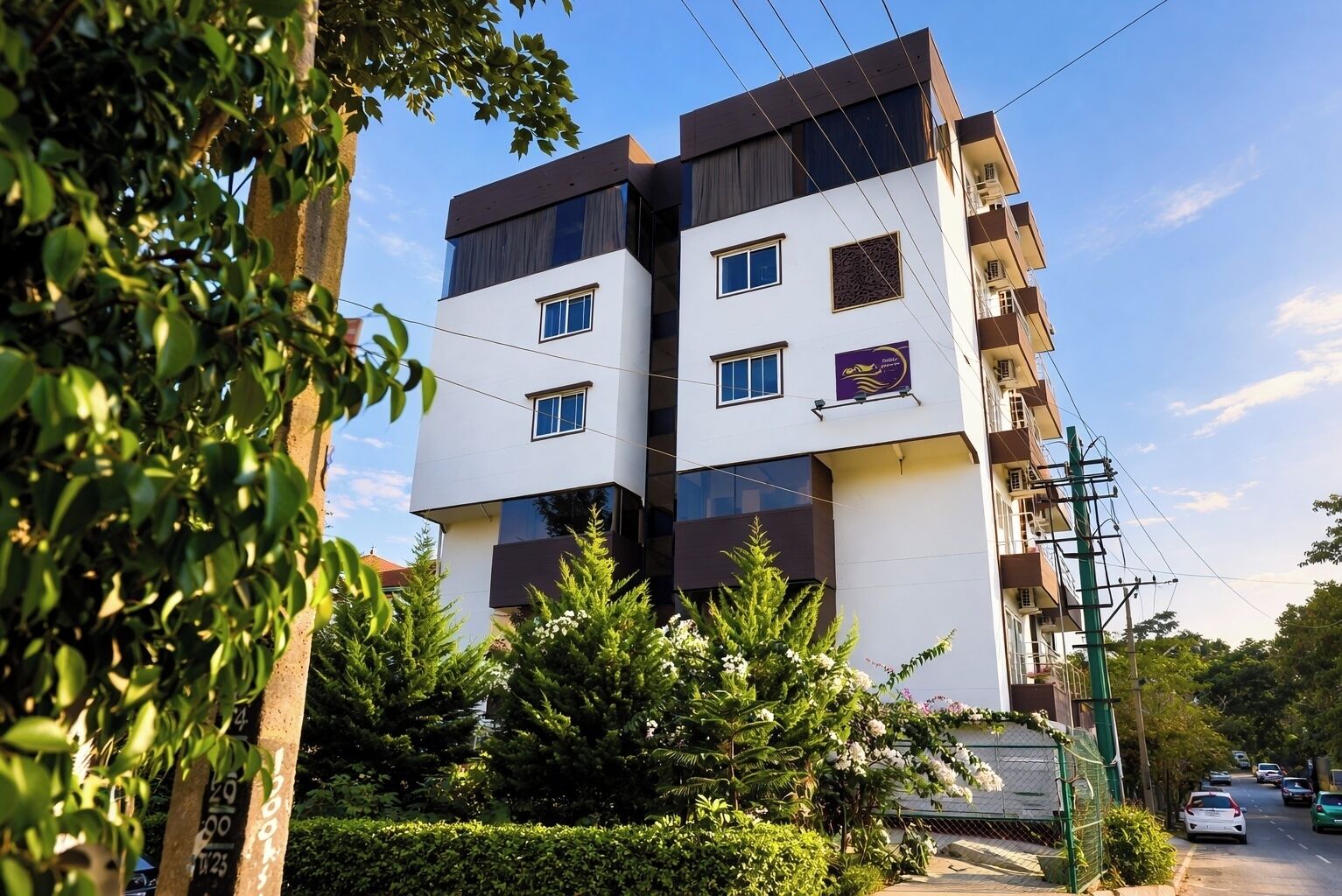 المنشأة من الخارج