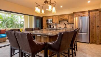 Condo de lujo | Servicio a la habitación