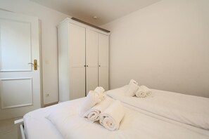3 bedrooms, WiFi