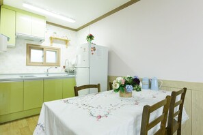 Familienstudio (Peppermint) | Eigene Kochnische