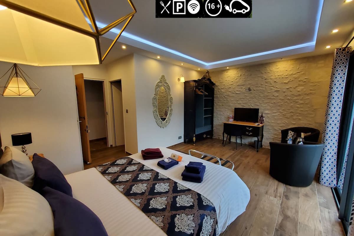 豪華雙人房 | 高級寢具、Select Comfort 床墊、獨特裝潢、布置獨特