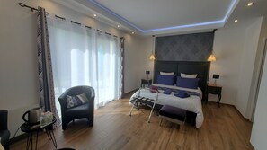 Deluxe Double Room | Premium bedding, Select Comfort beds, individually decorated - Les Cuves (Chaniers)