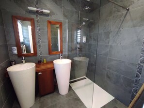 Chambre Double Élite | Salle de bain