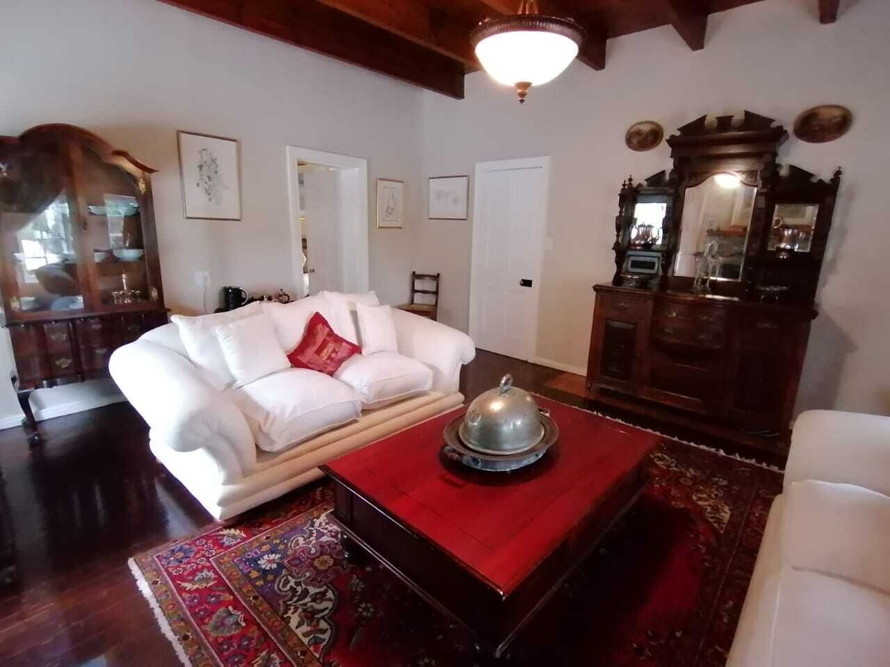 豪華套房 (2) | 客廳