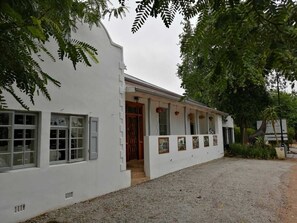 Fachada de la propiedad