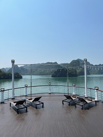 Paradise Grand Cruise